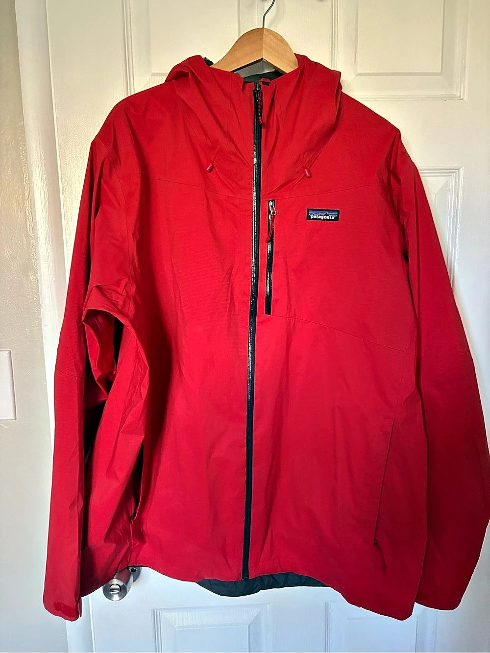 Patagonia Torrentshell 3L Jacket Men's Red & Gray Rain Jacket XL